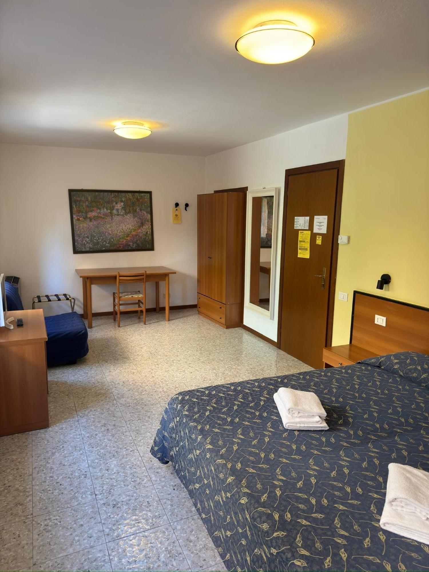 Hotel Benacus Bardolino Extérieur photo