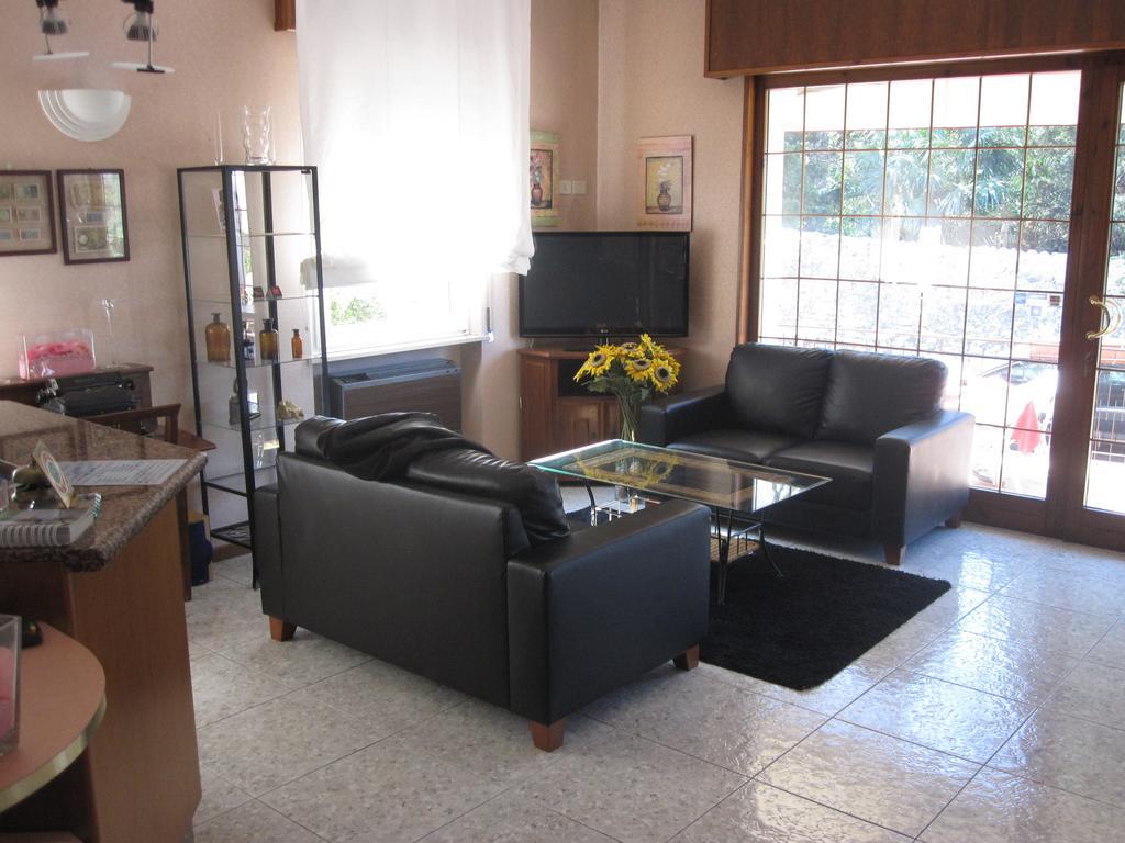Hotel Benacus Bardolino Extérieur photo