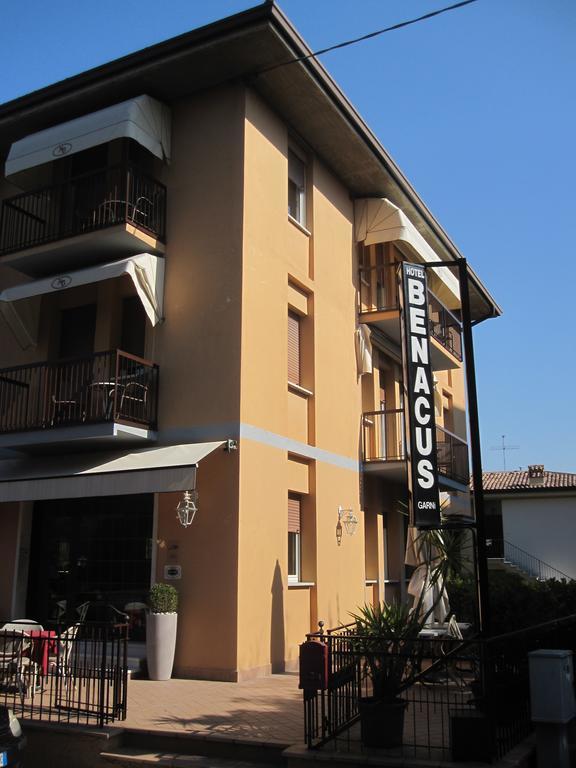 Hotel Benacus Bardolino Extérieur photo