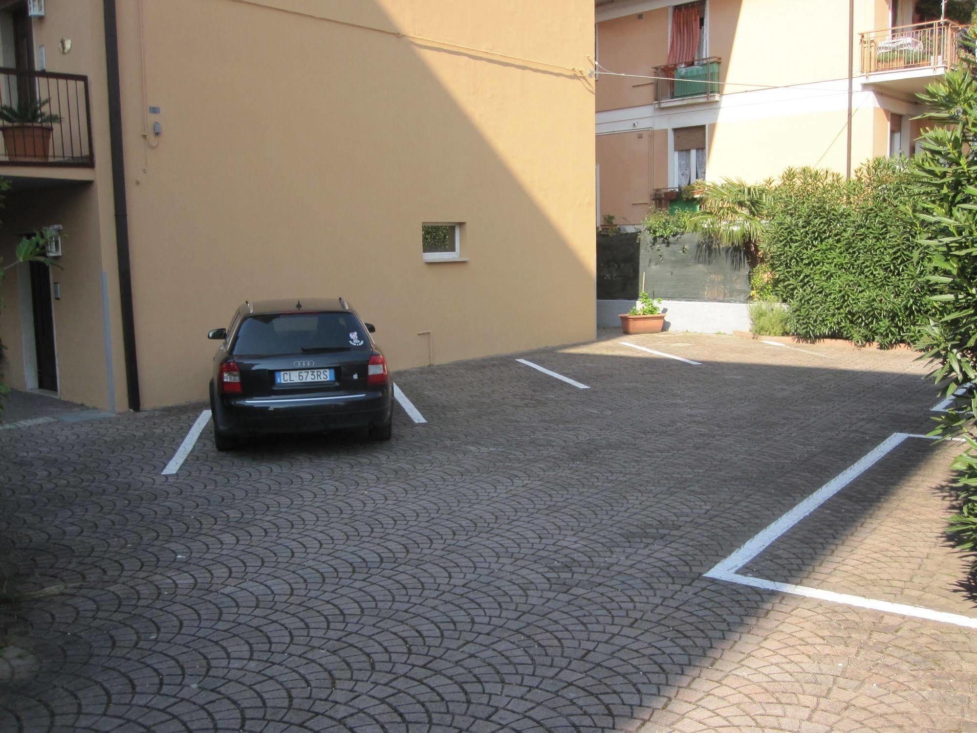 Hotel Benacus Bardolino Extérieur photo