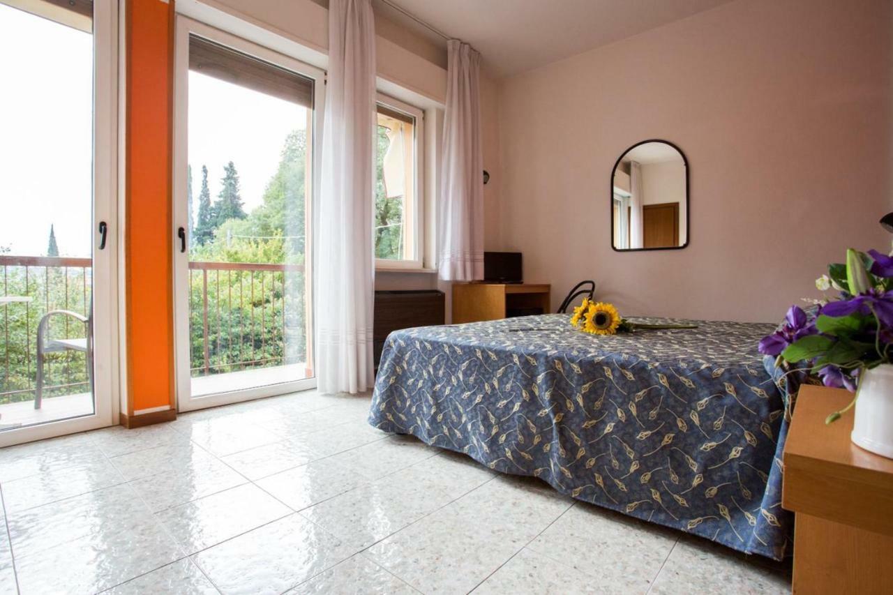 Hotel Benacus Bardolino Extérieur photo