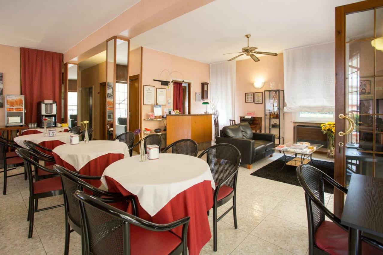 Hotel Benacus Bardolino Extérieur photo