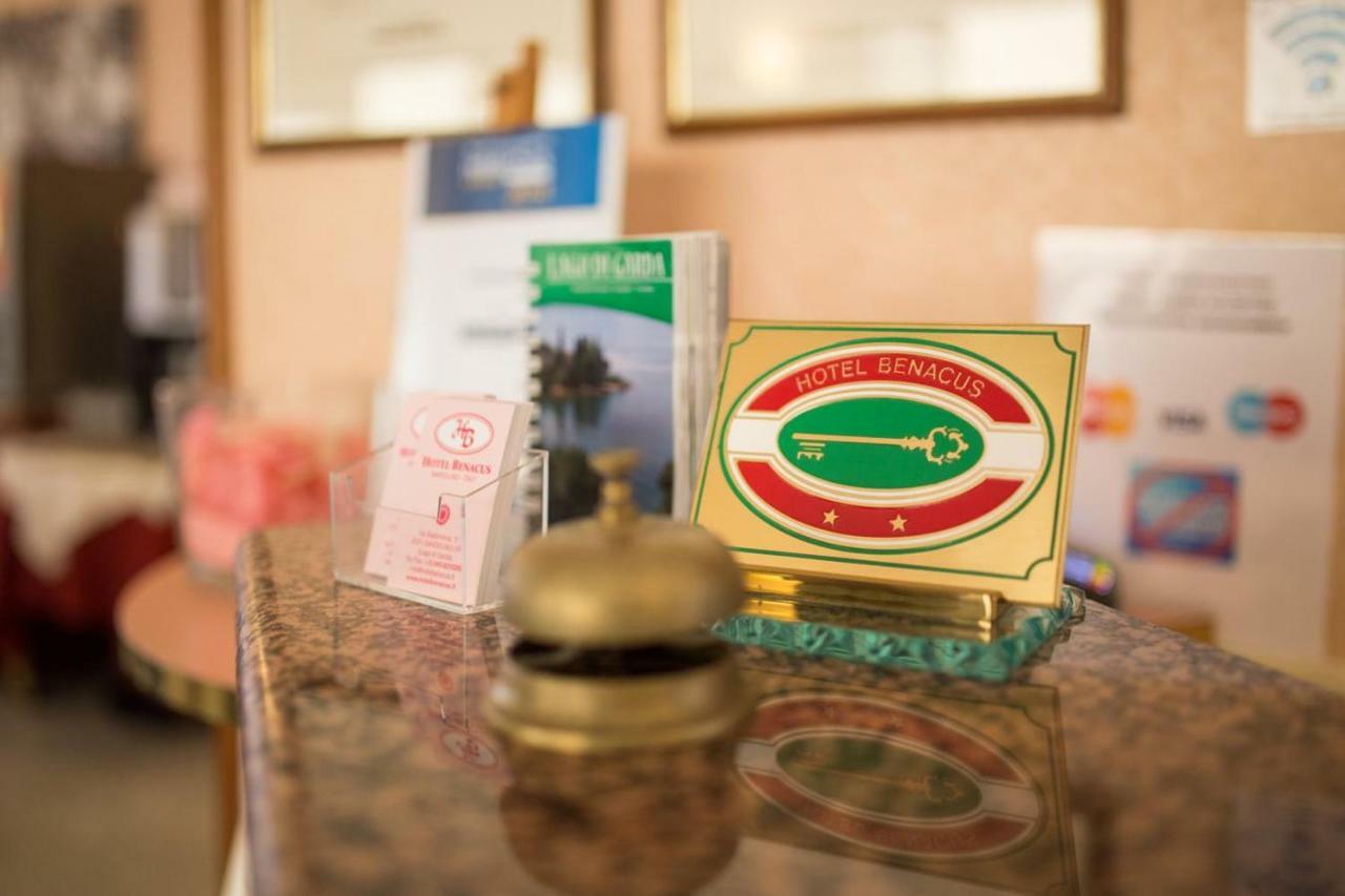 Hotel Benacus Bardolino Extérieur photo